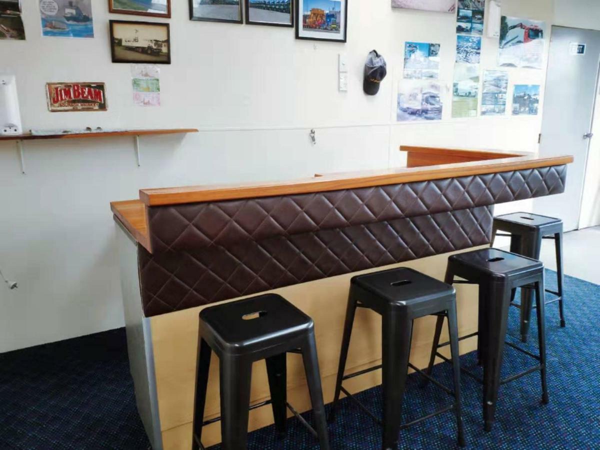 Junction Motel Sanson-Truck Motel Екстериор снимка